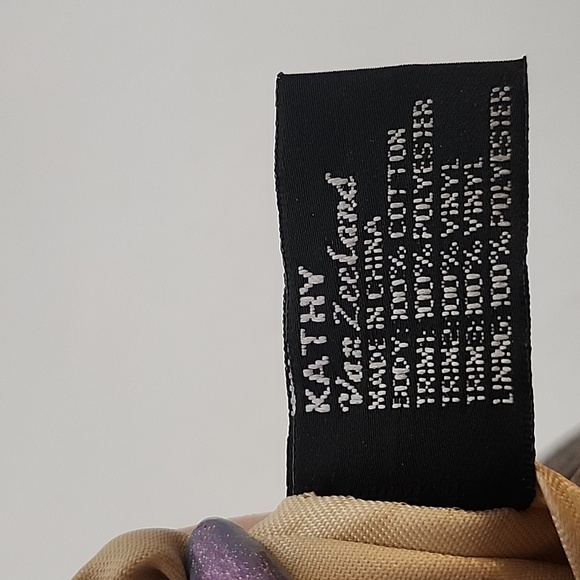 Kathy Van Zeeland Butterfly Crossbody Bag - Picture 5 of 12